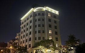 Lotus Hotel & Apartment